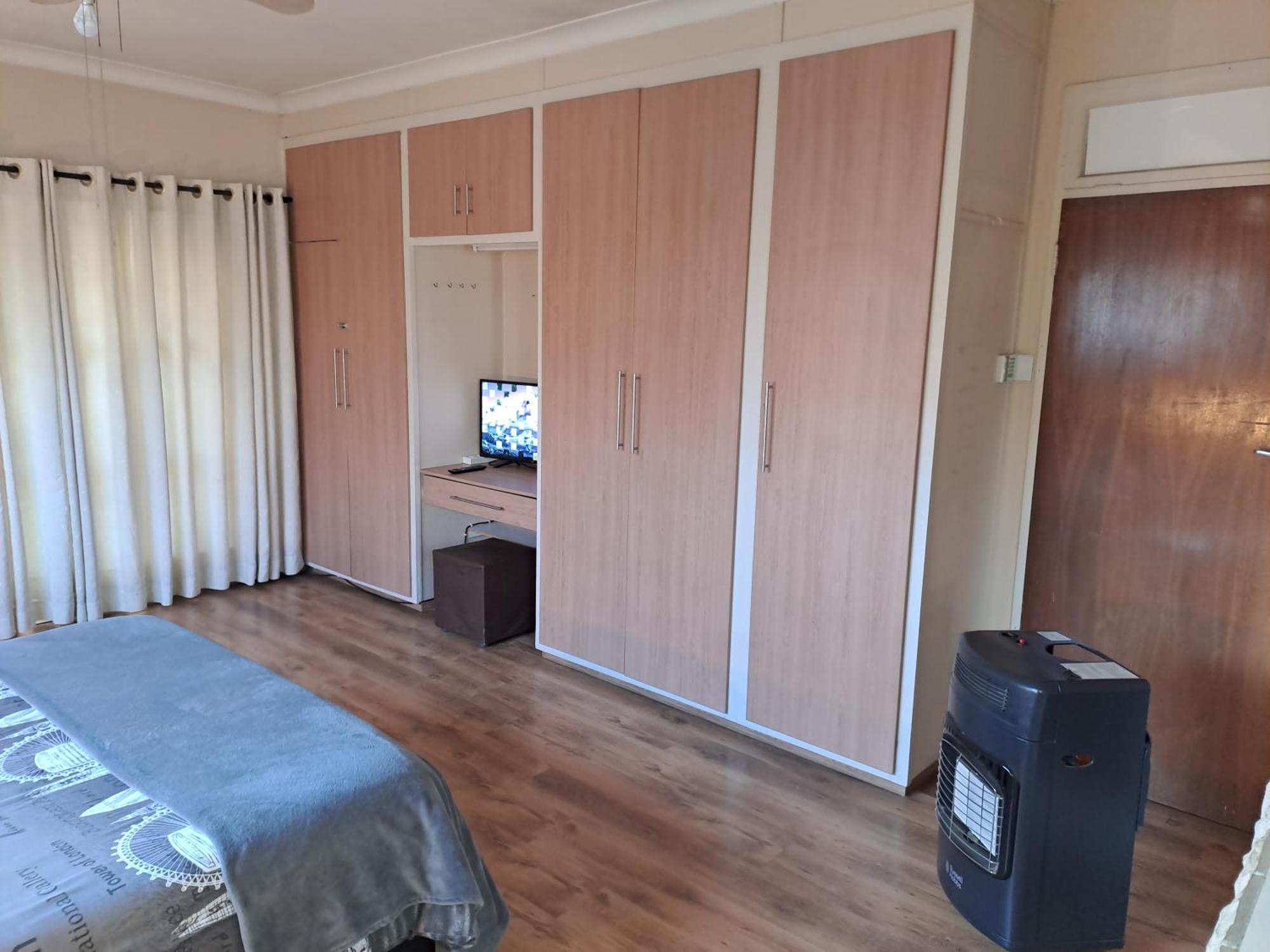 Meadows Guesthouse Germiston Room photo